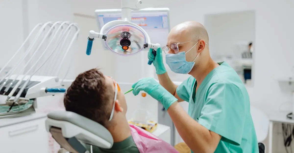 Urgences dentaires : premiers gestes à adopter